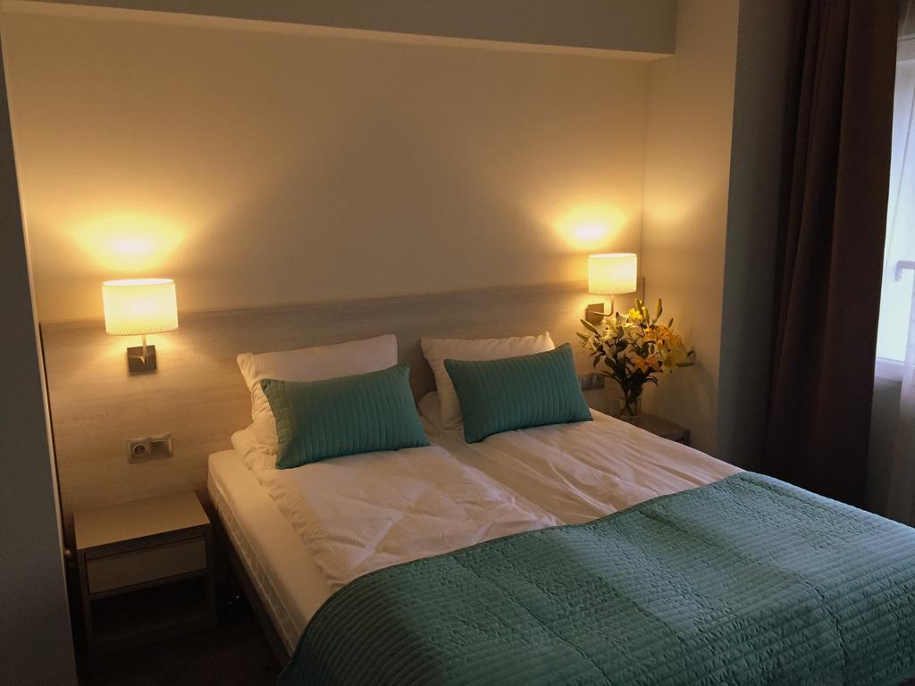 Hotel Perlowy Окунінка Номер фото