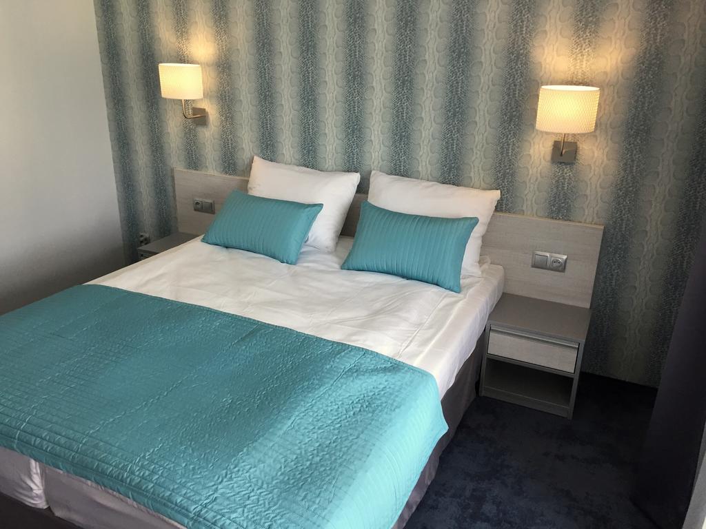Hotel Perlowy Окунінка Номер фото